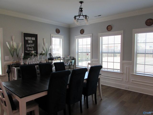 108 Somer Oaks Drive, Huntsville, AL 35811