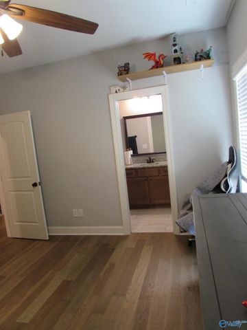 108 Somer Oaks Drive, Huntsville, AL 35811