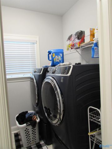 108 Somer Oaks Drive, Huntsville, AL 35811