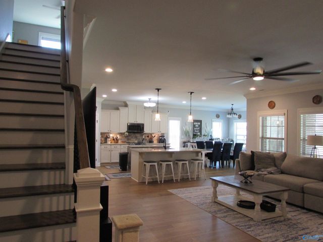 108 Somer Oaks Drive, Huntsville, AL 35811