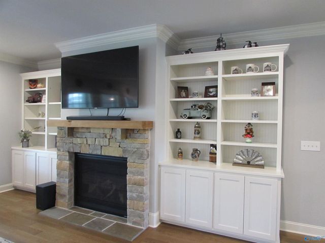 108 Somer Oaks Drive, Huntsville, AL 35811