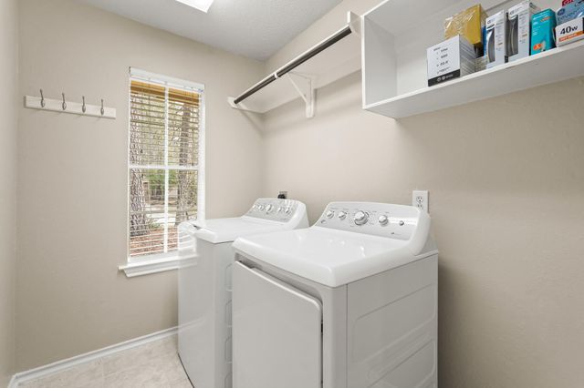 27 E Russet Grove Circle Circle, Conroe, TX 77384