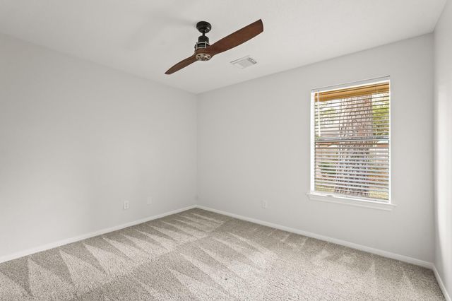 27 E Russet Grove Circle Circle, Conroe, TX 77384