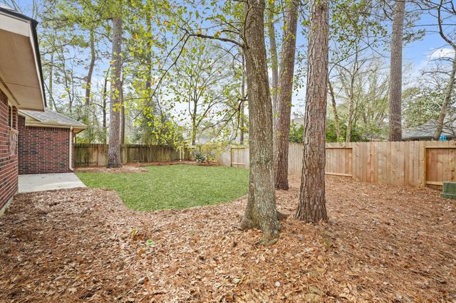 27 E Russet Grove Circle Circle, Conroe, TX 77384