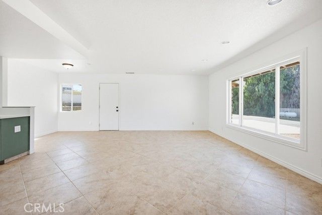 17380 Mockingbird Canyon, Riverside, CA 92504