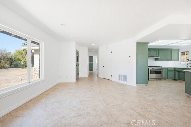 17380 Mockingbird Canyon, Riverside, CA 92504