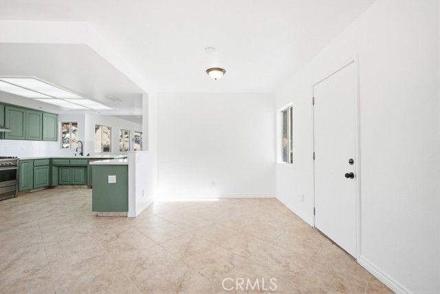 17380 Mockingbird Canyon, Riverside, CA 92504