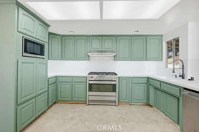 17380 Mockingbird Canyon, Riverside, CA 92504