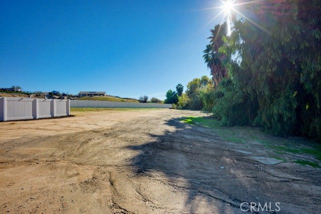 17380 Mockingbird Canyon, Riverside, CA 92504