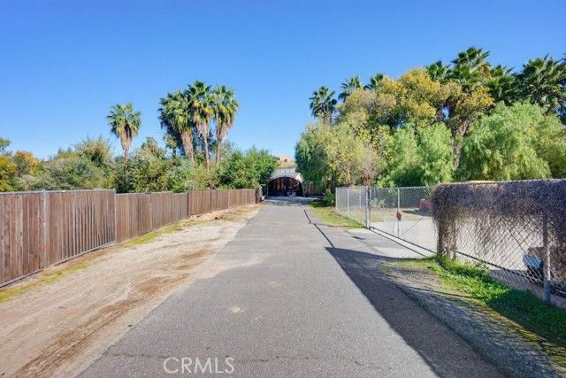 17380 Mockingbird Canyon, Riverside, CA 92504