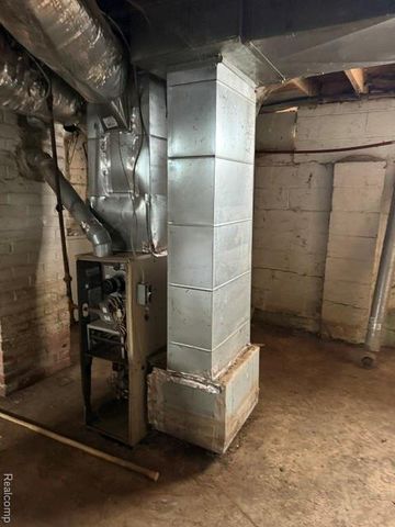 8060 Asbury Park, Detroit, MI 48228
