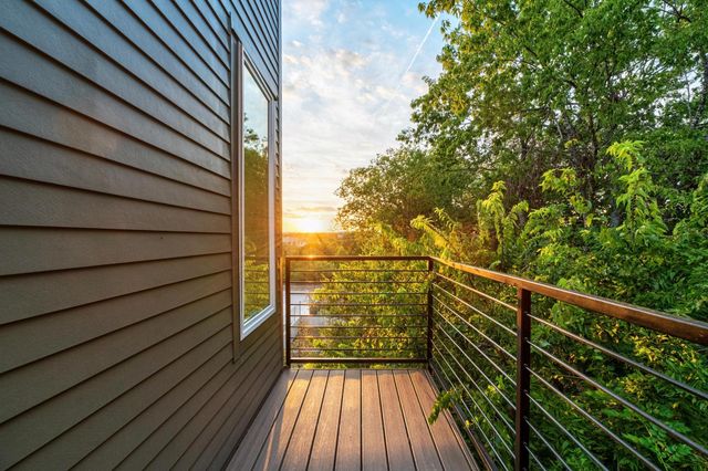 2309 Montopolis DR 2, Austin, TX 78741
