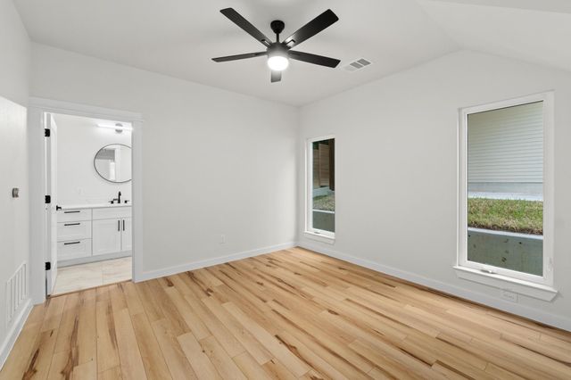 2309 Montopolis DR 2, Austin, TX 78741