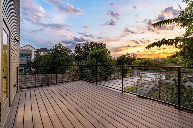 2309 Montopolis DR 2, Austin, TX 78741