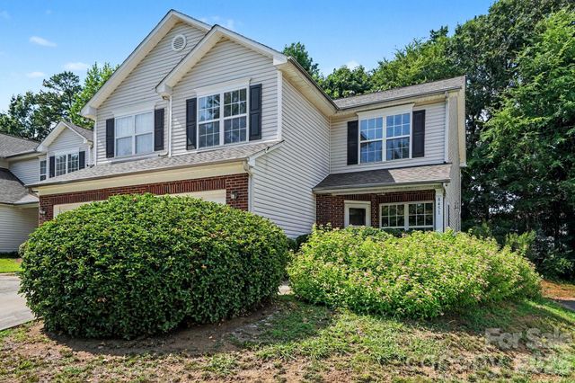 8451 Carolina Lily Lane, Charlotte, NC 28262
