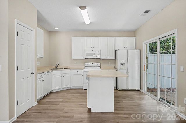 8451 Carolina Lily Lane, Charlotte, NC 28262