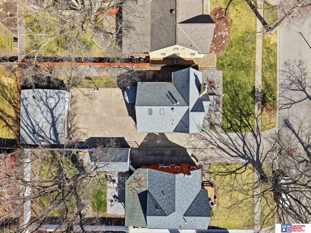 833 Elmwood Avenue, Lincoln, NE 68510