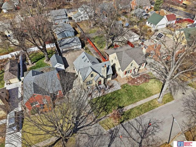 833 Elmwood Avenue, Lincoln, NE 68510