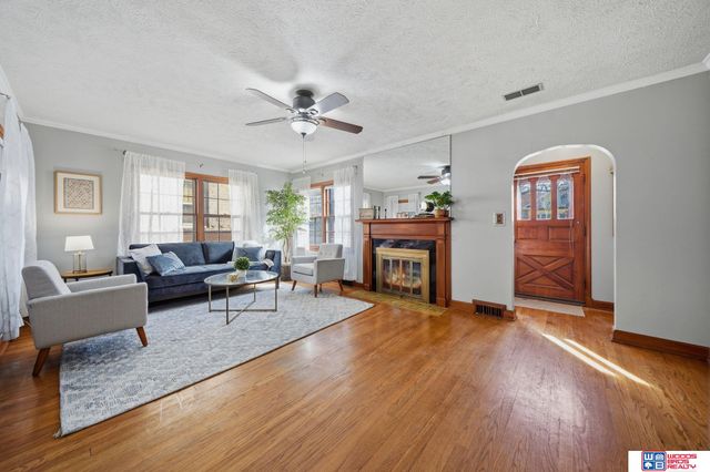 833 Elmwood Avenue, Lincoln, NE 68510