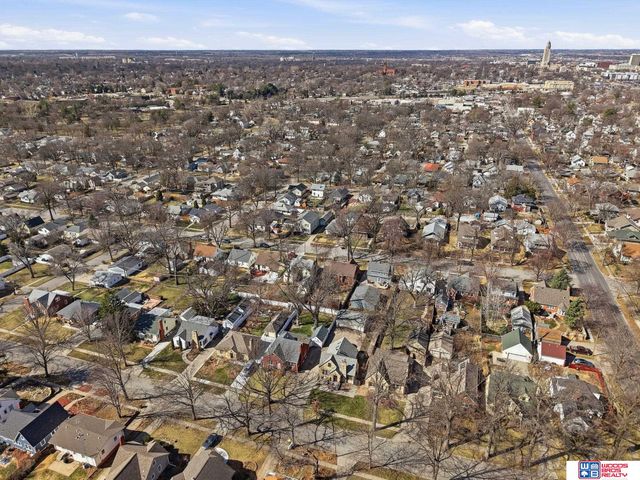 833 Elmwood Avenue, Lincoln, NE 68510