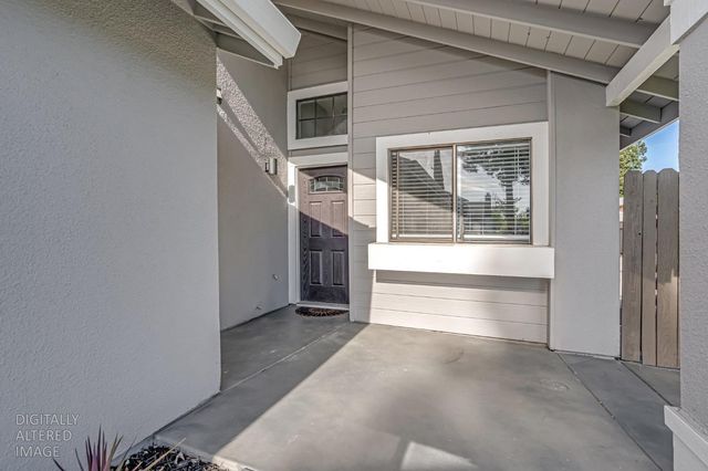 2 Rio Campo Ct, Sacramento, CA 95834