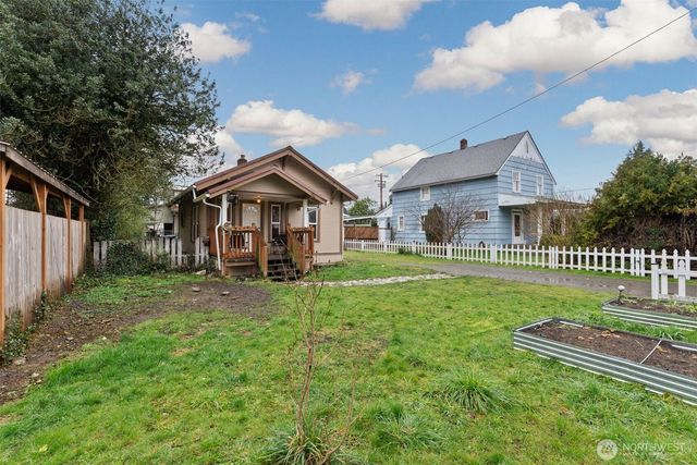 1817 N Tower Avenue, Centralia, WA 98531