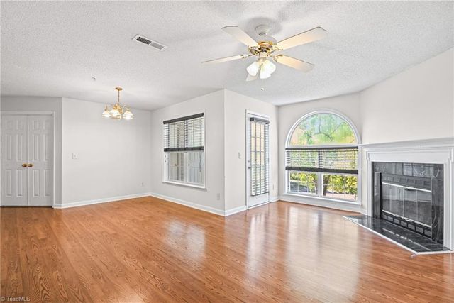 321 Quietwood Drive, Winston-salem, NC 27103