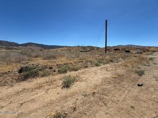 Farnborough Vic Gazelle Avenue, Palmdale, CA 93551