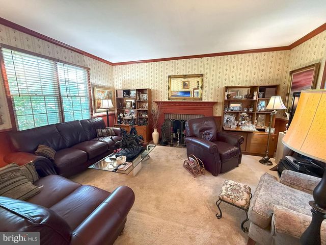 422 OVERLOOK DR, Lusby, MD 20657