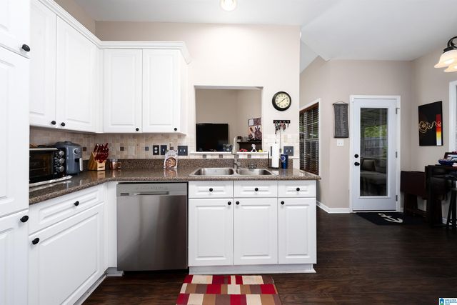 6054 FOREST LAKES COVE, Sterrett, AL 35147