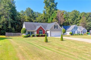 5496 Amber Cove Way, Flowery Branch, GA 30542