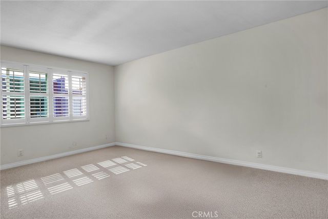 1155 11th Street 15, Manhattan Beach, CA 90266