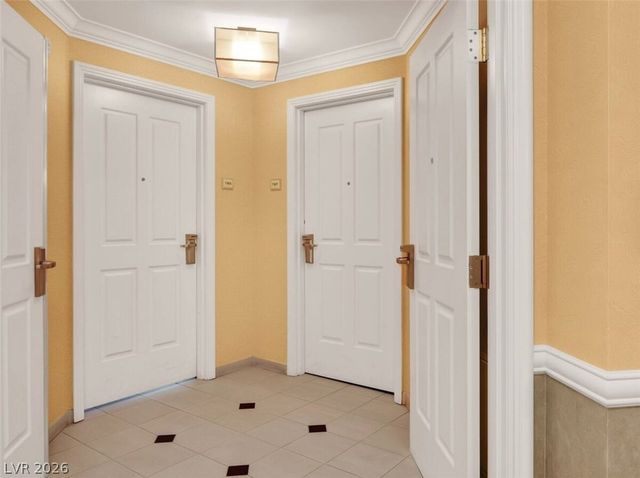 135 East Harmon Avenue 3009, Las Vegas, NV 89109