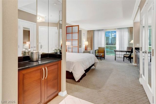 135 East Harmon Avenue 3009, Las Vegas, NV 89109