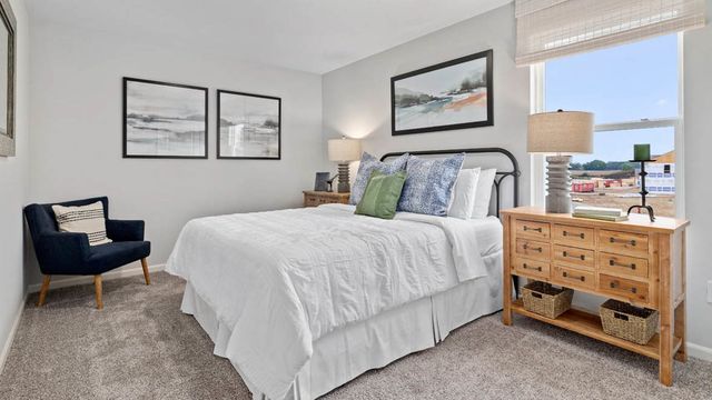 995 Sapphire Lane, Montgomery, IL 60538