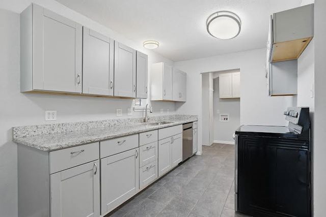 218 Atwood Road, Granbury, TX 76049