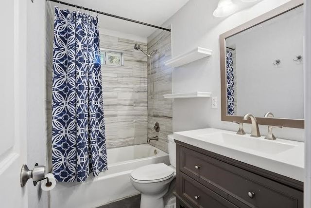 218 Atwood Road, Granbury, TX 76049