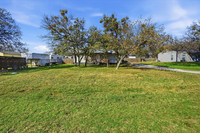 218 Atwood Road, Granbury, TX 76049