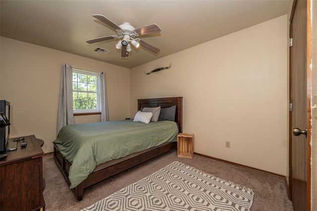 118 Cottonwood Drive, Mcloud, OK 74851