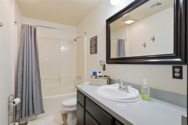 118 Cottonwood Drive, Mcloud, OK 74851