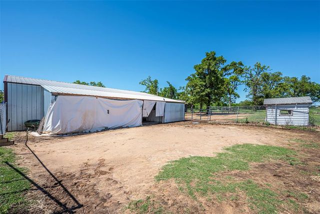 118 Cottonwood Drive, Mcloud, OK 74851