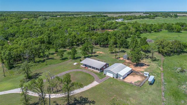 118 Cottonwood Drive, Mcloud, OK 74851