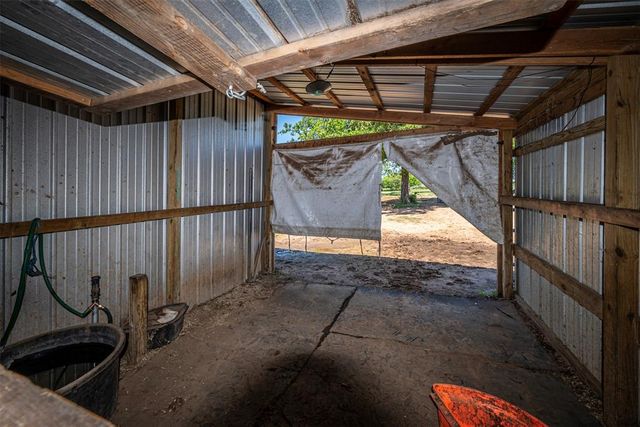 118 Cottonwood Drive, Mcloud, OK 74851