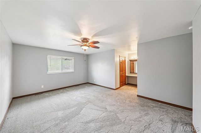 5421 Regalway Drive, St Louis, MO 63129