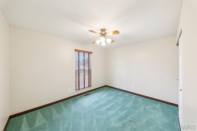 5421 Regalway Drive, St Louis, MO 63129