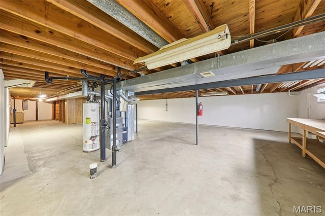 5421 Regalway Drive, St Louis, MO 63129