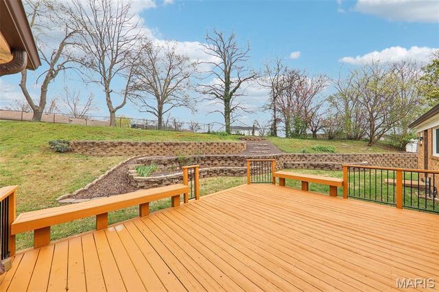 5421 Regalway Drive, St Louis, MO 63129