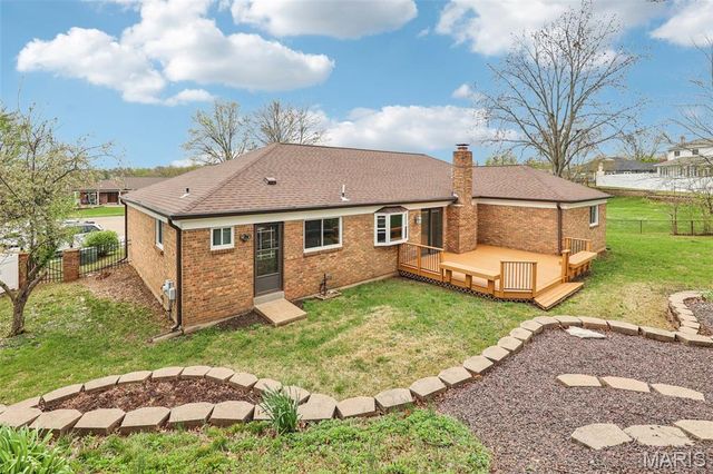 5421 Regalway Drive, St Louis, MO 63129