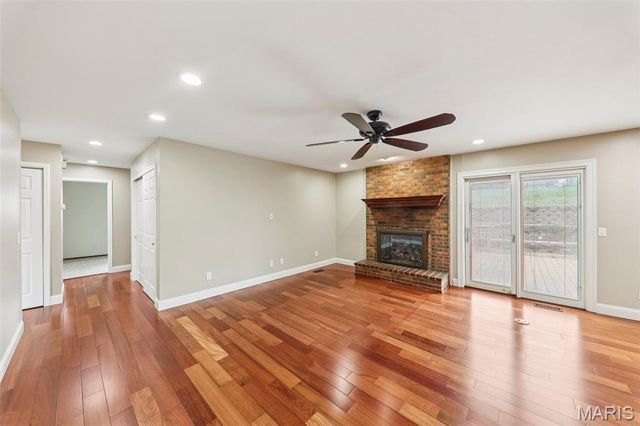 5421 Regalway Drive, St Louis, MO 63129