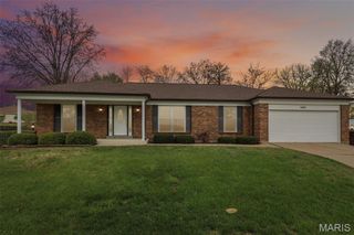 5421 Regalway Drive, St Louis, MO 63129